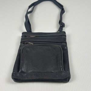 Elegant Black Leather Crossbody Bag